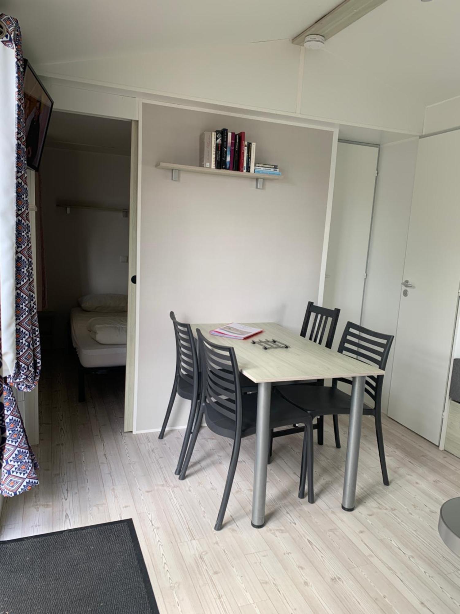 Mobil Home 10 M Et Mme Colas Litteau Luaran gambar