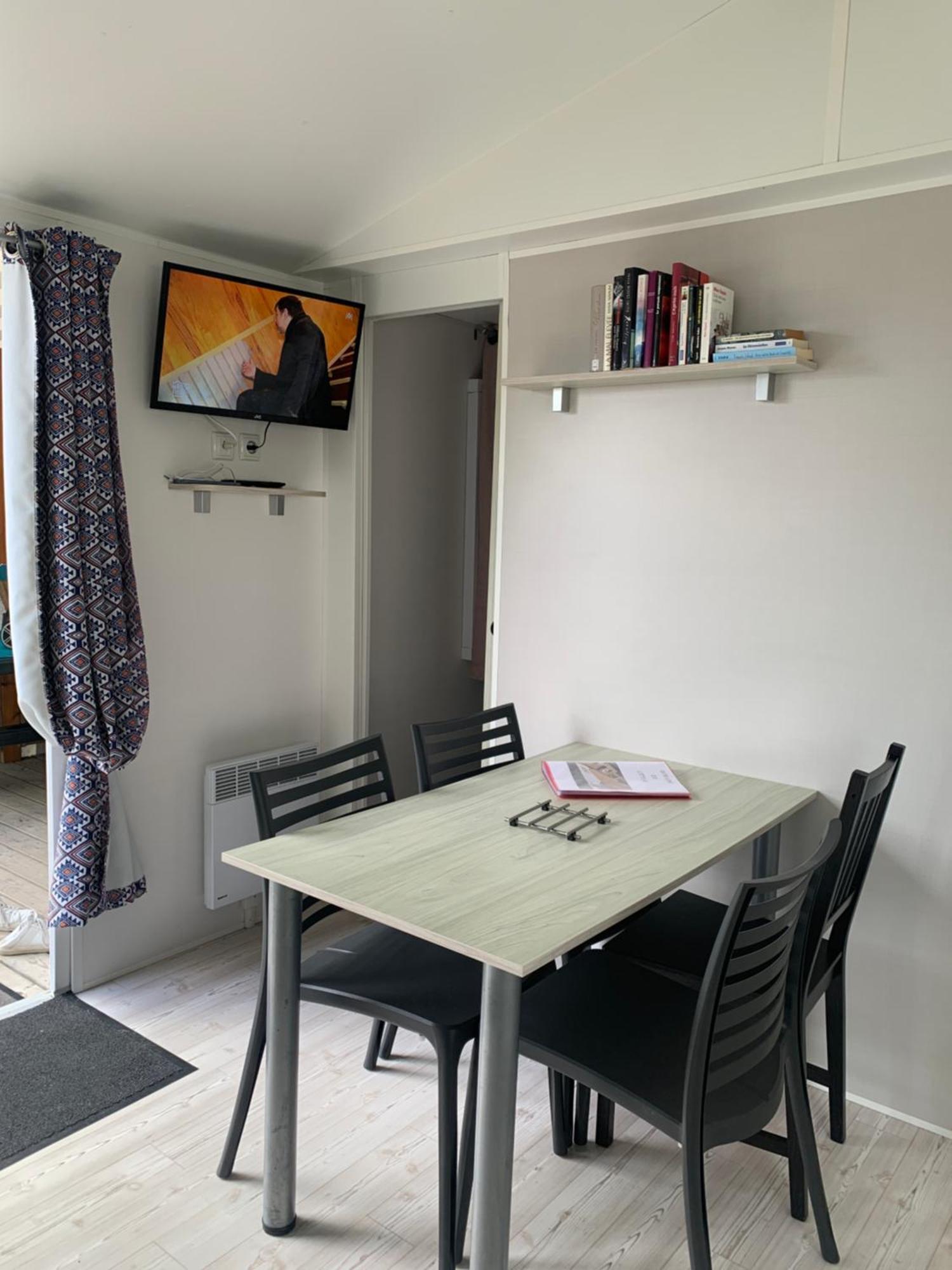 Mobil Home 10 M Et Mme Colas Litteau Luaran gambar